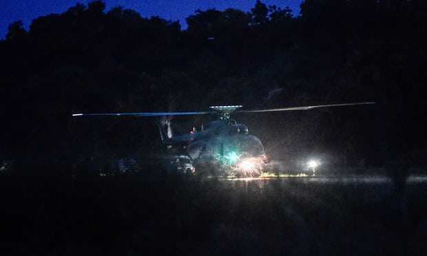 NÓNG: 4 cậu bé của đội bóng Thái Lan được giải cứu khỏi hang động - 5