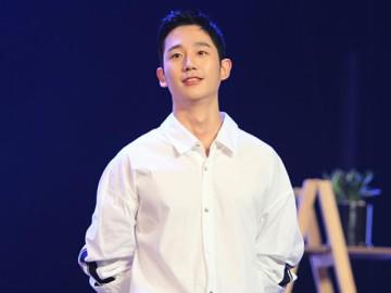 Tài tử Chị Đẹp Mua Cơm Ngon Cho Tôi Jung Hae In xúc động viết thư gửi fan Việt