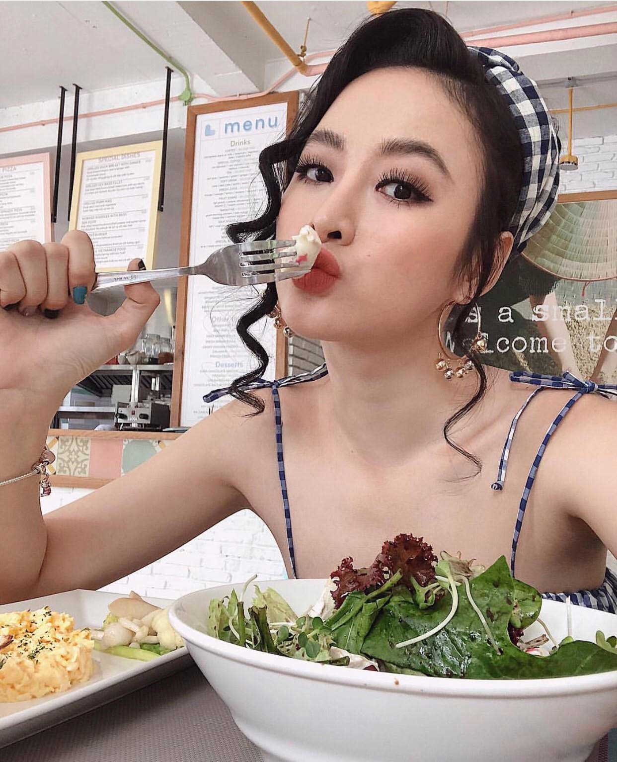 Những kiểu tóc búi vừa đẹp, vừa mát rượi giúp Angela Phương Trinh ghi điểm! - 7