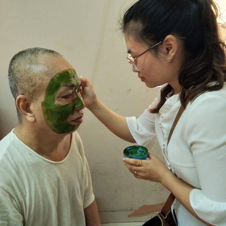 Cụ ông, cụ bà U80 vẫn hồn nhiên đắp mặt nạ và câu chuyện đằng sau khu viện dưỡng lão - 12
