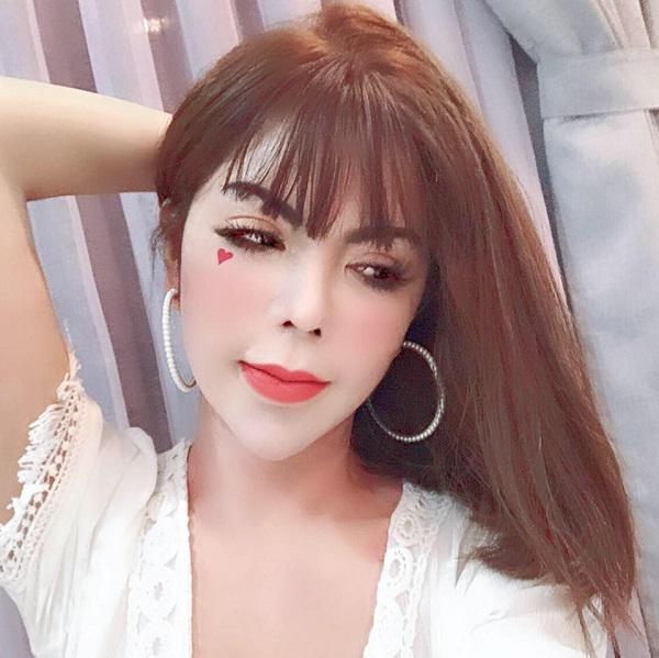 hotgirl chuyen gioi 1 trieu followers nang mui lan thu 7 vi mai chua ung y - 1
