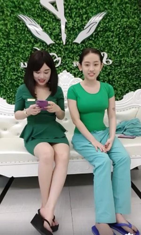 amp;#34;Hotgirl Cà Mauamp;#34; Thúy Vi bạo tay chi 170 triệu để hút 2kg mỡ bụng rồi... bơm vào mông - 3