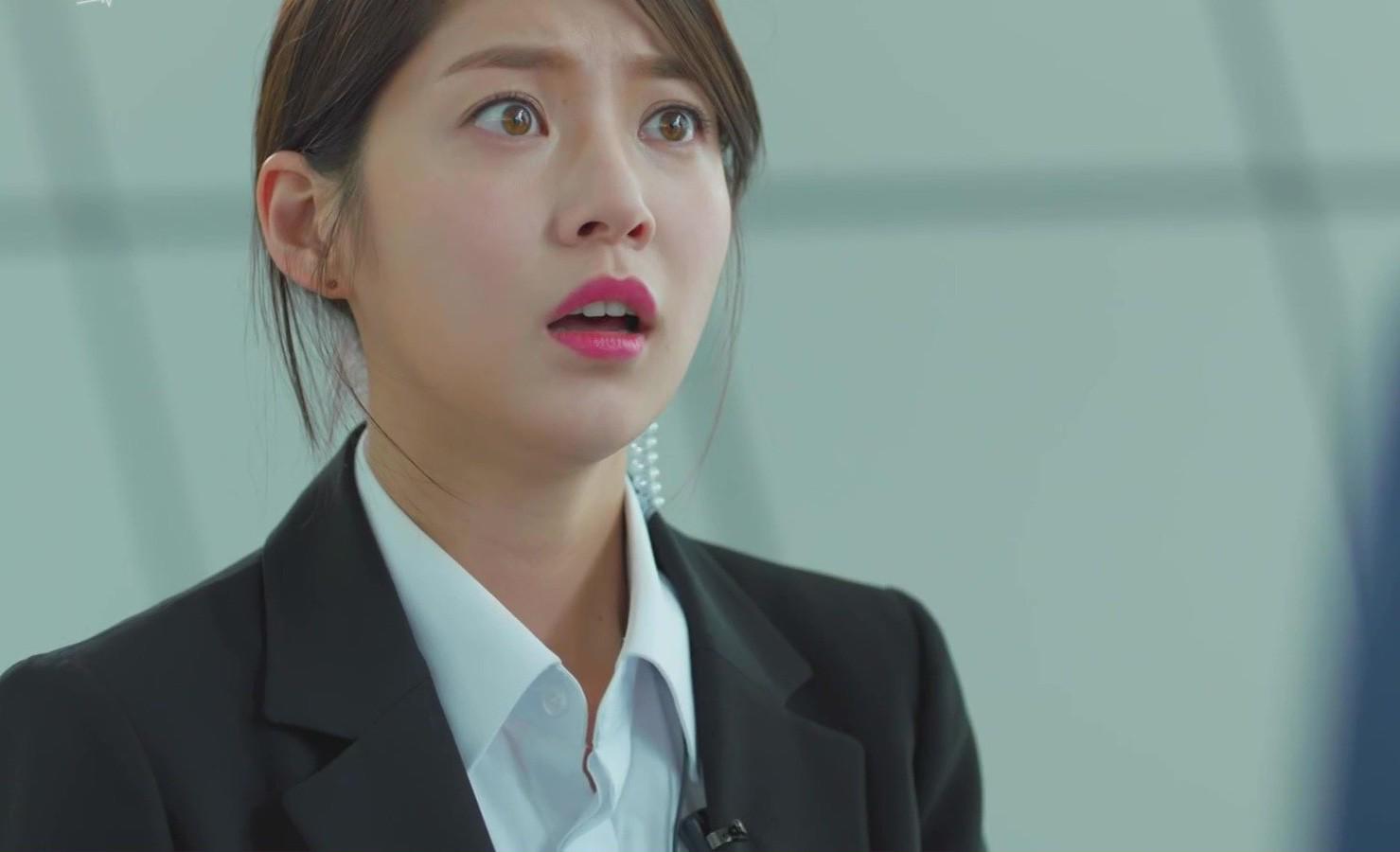 Một tuần sau ngày chụp ảnh cưới, anh lên giường với cô gái trang điểm cho tôi... - 2