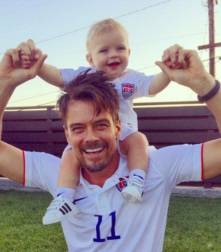 Nổi tiếng thế giới nhưng với con, các ông bố cũng có khoảnh khắc amp;#34;kẹo ngọtamp;#34; thế này! - 6