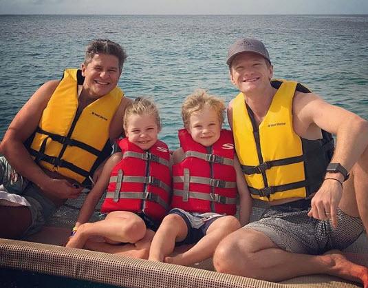 Nổi tiếng thế giới nhưng với con, các ông bố cũng có khoảnh khắc amp;#34;kẹo ngọtamp;#34; thế này! - 13