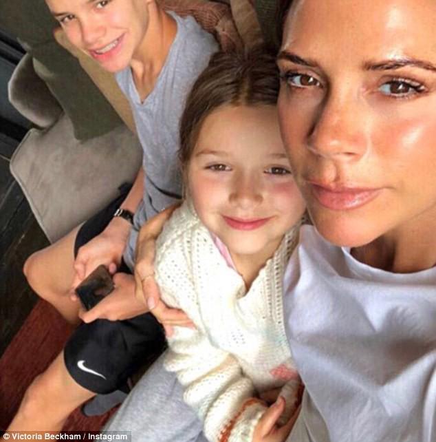 Không còn nghi ngờ gì nữa amp;#34;tiểu công chúaamp;#34; Harper Beckham đã lớn thật rồi! - 8