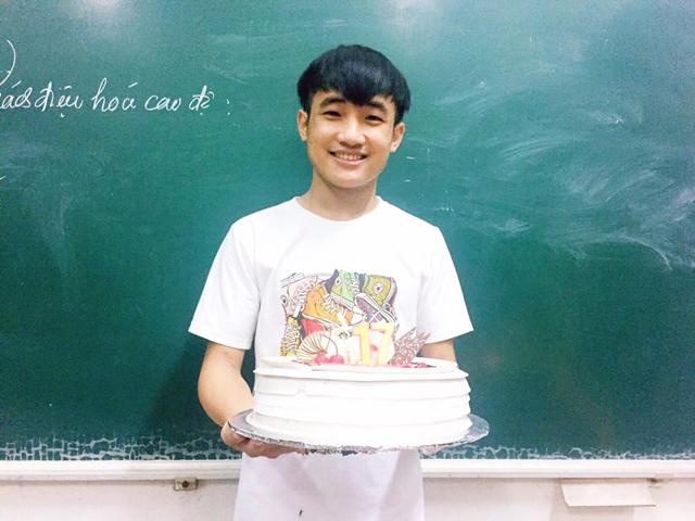 Tiết lộ bất ngờ từ chàng nam sinh đạt 9,75 điểm Ngữ văn trong kỳ thi THPT quốc gia 2018 - 4