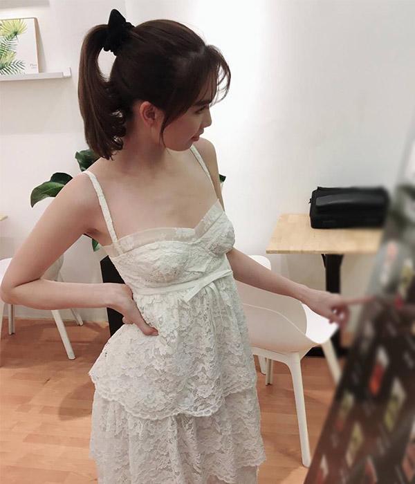 Khó hiểu trước muôn vàn lí do khiến vòng 1 của mỹ nhân Việt amp;#34;lúc xẹp lúc phồngamp;#34; - 1