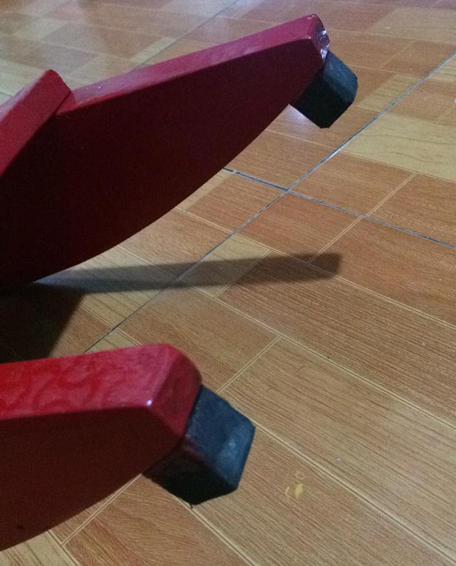 Chỉ với 100 nghìn, bố 9X bỏ xem World Cup, tự làm ngựa gỗ bập bênh cho con trai - 8