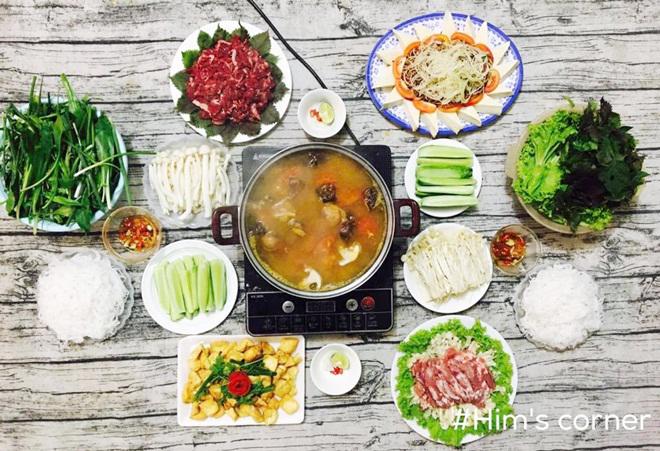 Để amp;#34;đẹp mặt chồngamp;#34;, cô vợ trẻ khoe loạt mâm cơm cuối tuần linh đình như tiệc - 3