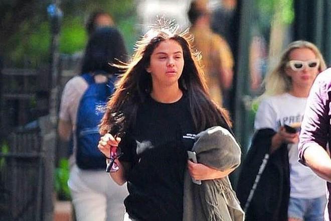 Tình cũ đính hôn với người mới, không thể ngờ amp;#34;công chúa Disneyamp;#34; có bộ dạng thảm hại thế này - 5