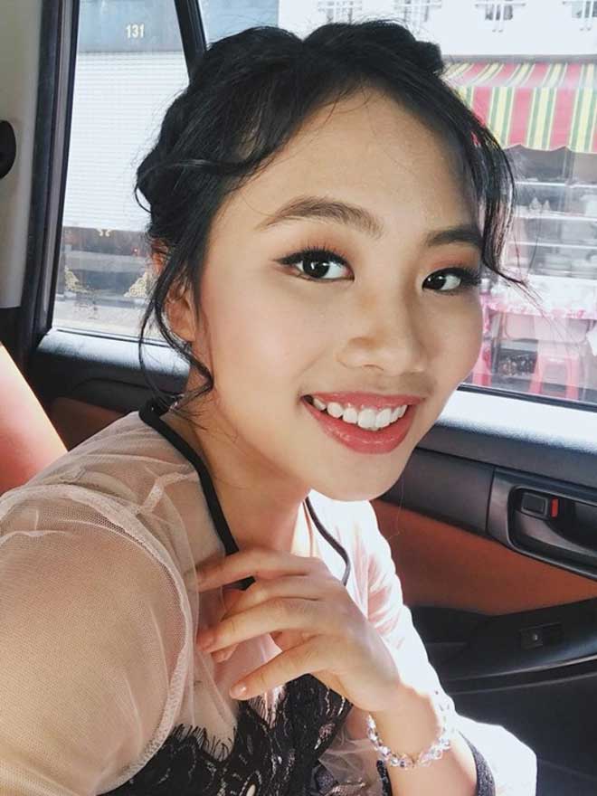 Tuổi 15, amp;#34;Cô bé dân caamp;#34;  Phương Mỹ Chi trang điểm đậm khó nhận ra, fan tranh cãi - 1