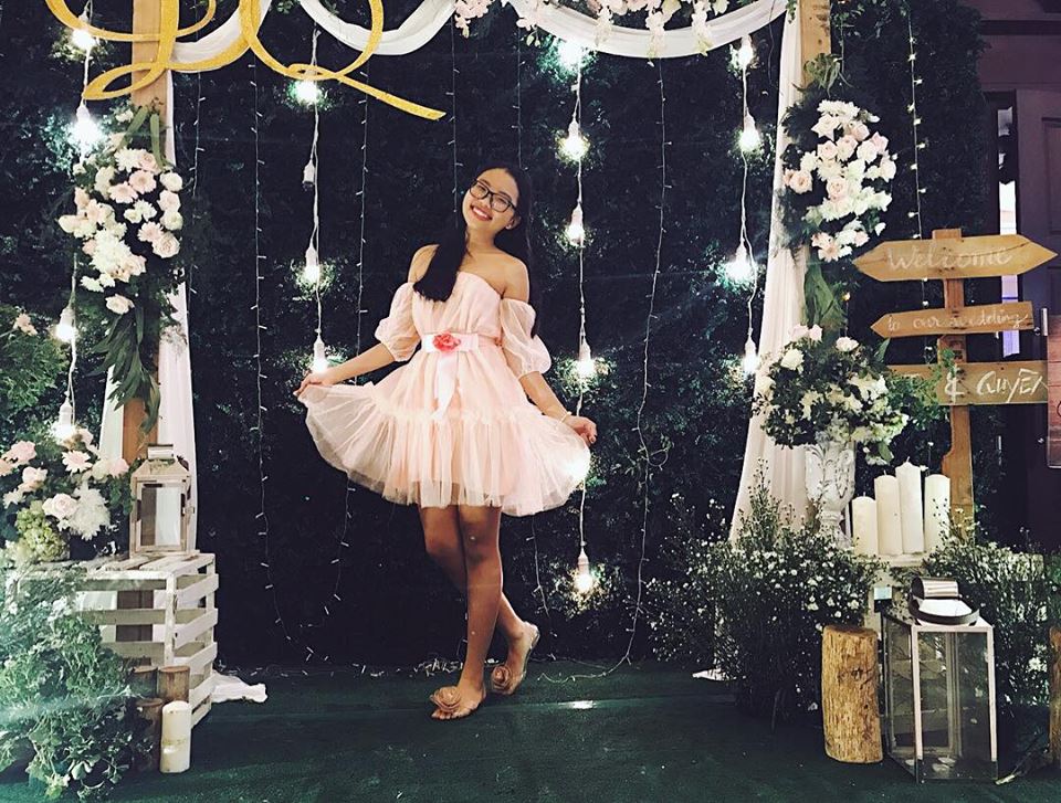 Tuổi 15, amp;#34;Cô bé dân caamp;#34;  Phương Mỹ Chi trang điểm đậm khó nhận ra, fan tranh cãi - 6