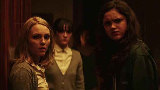 7 phim đảm bảo khiến khán giả amp;#34;bỏ của chạy lấy ngườiamp;#34; cuối 2018 - 3