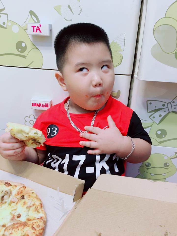 Chuyện thú vị về cậu bé sợ amp;#34;bà kẹamp;#34; google gây sốt MXH: 3 tuổi nói Tiếng Anh vanh vách - 2