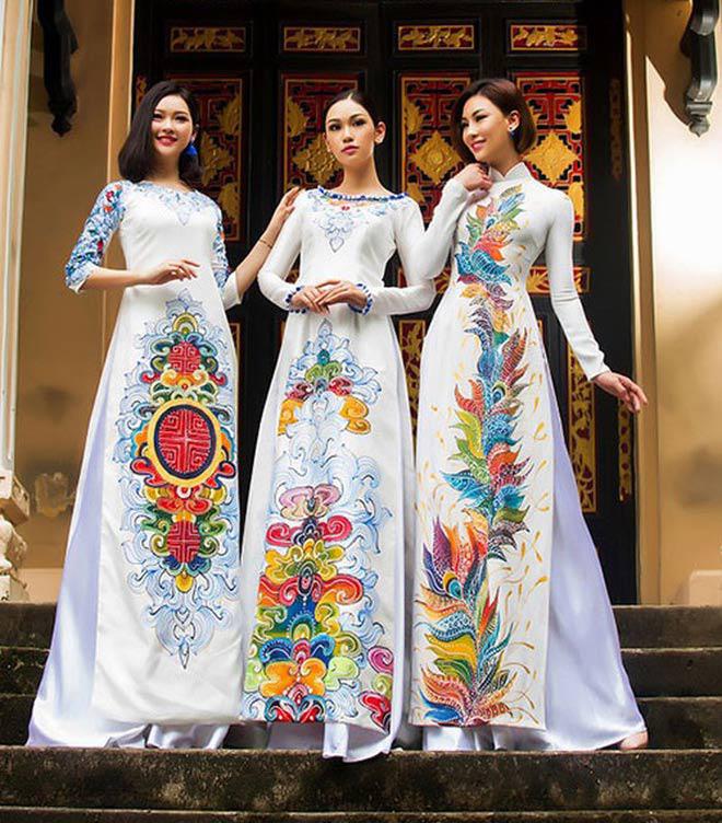 Gia đình toàn hoa hậu ở Sài Gòn: 3 cô con gái đẹp như tiên và vô cùng gợi cảm - 12