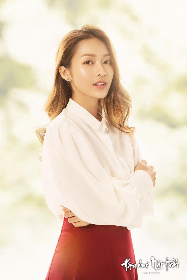 Lời khen amp;#34;không tưởngamp;#34; từ Hàn: Nữ chính Hậu Duệ Mặt Trời Việt đẹp hơn cả Song Hye Kyo! - 4