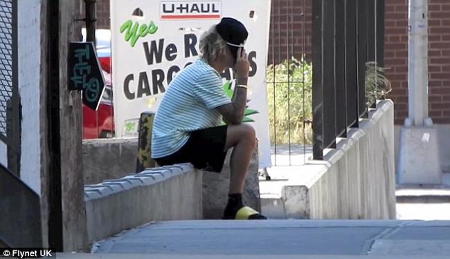 Ngôi sao 24/7: Đỡ thảm hơn lần trước nhưng amp;#34;Công chúa Disneyamp;#34; vẫn bị chê vừa đen vừa già - 5