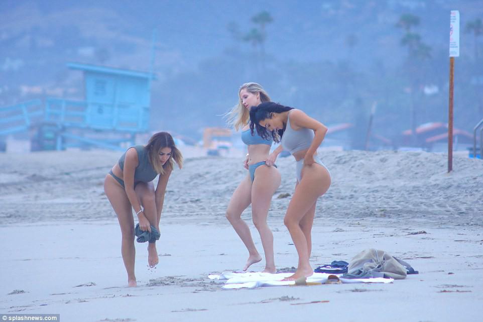 Ngôi sao 24/7: Đỡ thảm hơn lần trước nhưng amp;#34;Công chúa Disneyamp;#34; vẫn bị chê vừa đen vừa già - 8