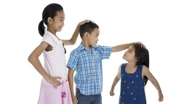 Tắm cho cháu gái 4 tuổi bà phát hiện thấy máu chảy, 1 tháng sau đi khám mới hối hận - 3