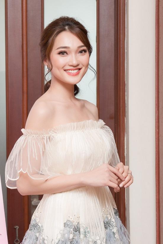 Thí sinh tiềm năng nhất bất ngờ rút lui khỏi Hoa hậu Việt Nam 2018 - 1