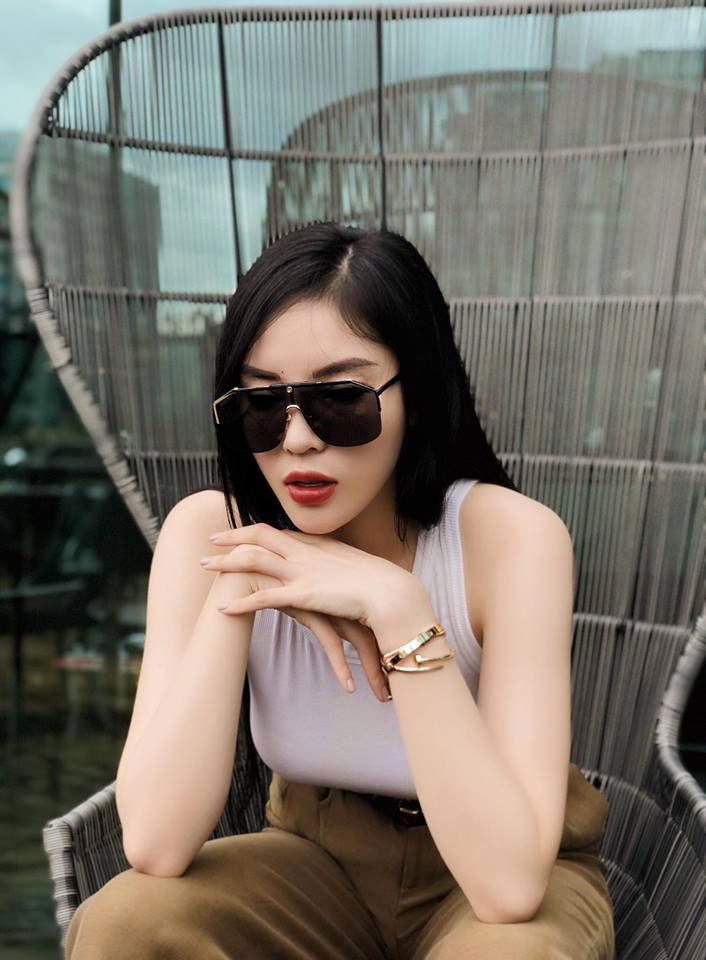 Hamp;#39; Hen Niê và Hà Kiều Anh đẹp bất phân thắng bại với váy bất đối xứng - 9