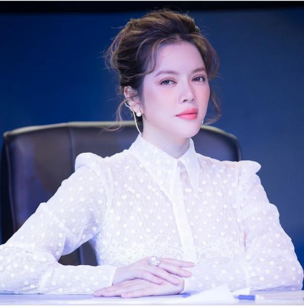 Lý Nhã Kỳ U40 vẫn đẹp như tiên nữ mùa xuân, hạ gục hết bóng hồng showbiz - 4