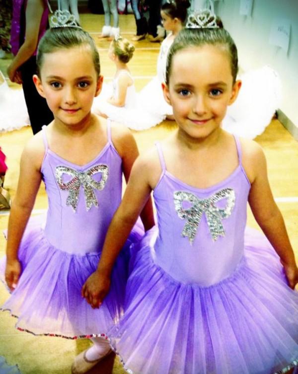 Chờ mong mỏi mòn mới có được cặp song thai, bác sĩ lại nói amp;#34;Đừng vội khoe mọi ngườiamp;#34; - 4