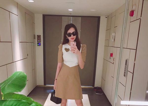 Nhan sắc amp;#34;mòn con mắtamp;#34; sau sinh khiến chị em ghen tị của các nàng Hoa hậu, Á hậu Việt - 2