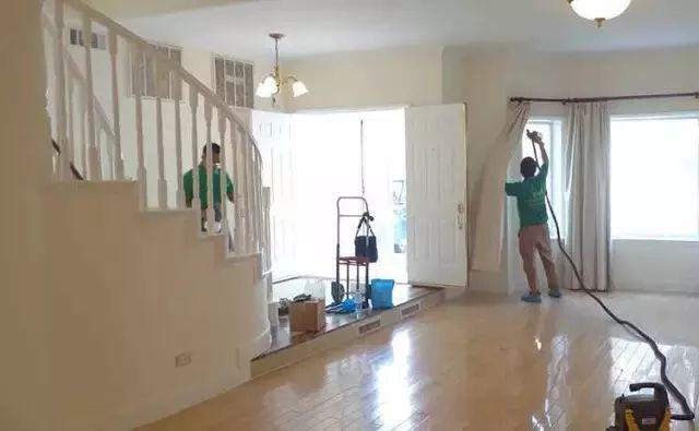Bé 2 tuổi bị ung thư máu chỉ vì cha mẹ... mua một chiếc tủ mới - 3