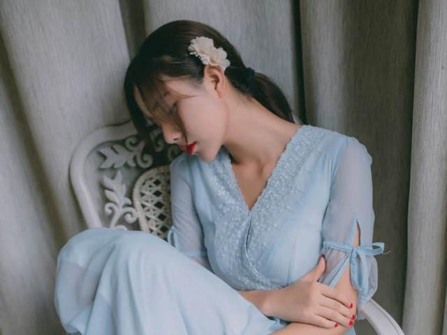 Đêm tân hôn chồng ngồi ôm máy tính tới sáng, tôi đau đớn khi biết lý do thực sự