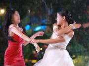 Tin tức - Phát hiện chồng ngoại tình, vợ rủ bạn đi đánh ghen đổ tương ớt vào "vùng kín" nhân tình