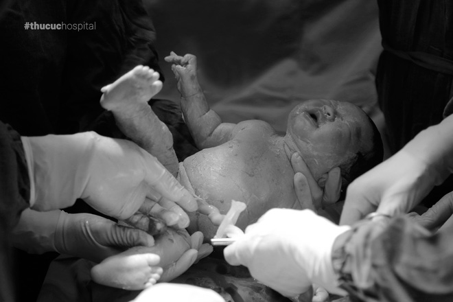 Cô gái miền Tây đi đẻ, được chồng Hàn Quốc “bắn tim” cực dễ thương - 4