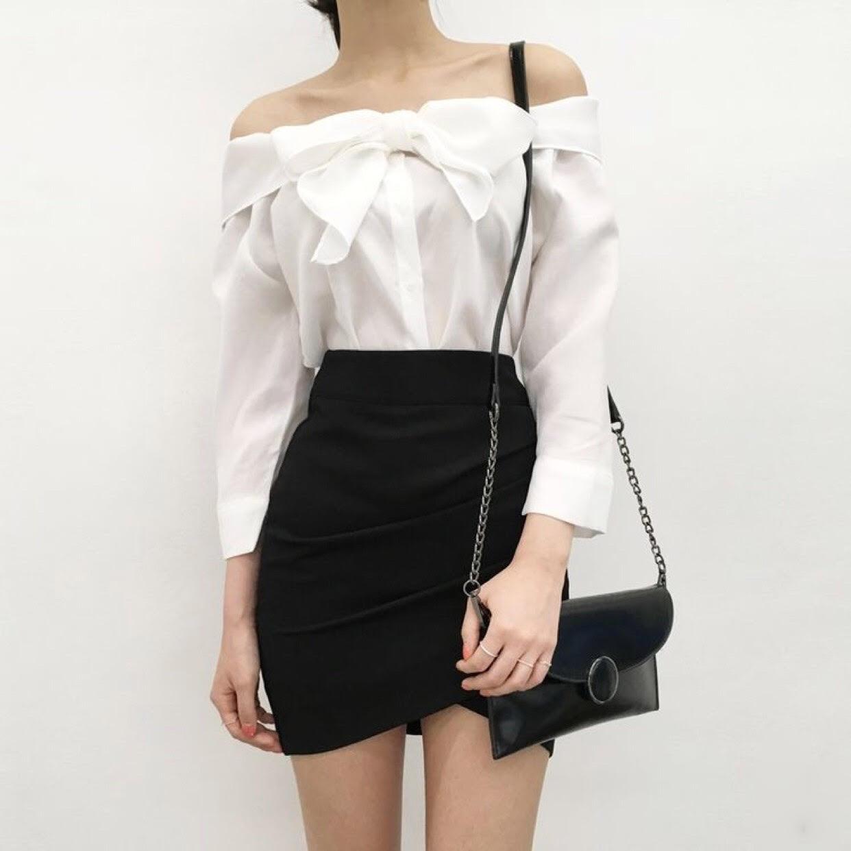 Có gì đặc biệt ở chiếc áo amp;#34;mãi không hết mốtamp;#34; được sao Việt diện suốt cả mùa hè? - 13