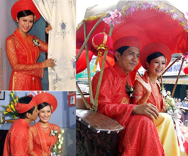 Đám cưới đậm chất miền tây của Thanh Thúy năm 2008 với áo dài mấn đỏ.
