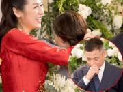 Giải trí - Bố mẹ Á hậu Tú Anh bật khóc trong ngày đưa con gái về nhà chồng