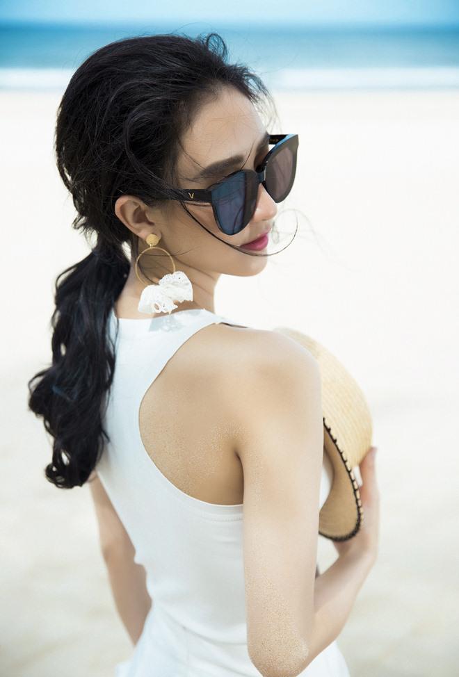 Á hậu Hà Thu - Mỹ nhân tuổi 26 sạch scandal, nỗ lực xóa amp;#34;nhạtamp;#34; bằng hàng loạt dấu ấn - 1