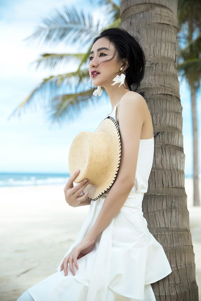 Á hậu Hà Thu - Mỹ nhân tuổi 26 sạch scandal, nỗ lực xóa amp;#34;nhạtamp;#34; bằng hàng loạt dấu ấn - 3