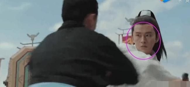 Ngao ngán với loạt amp;#34;sạnamp;#34; ngớ ngẩn trong bộ phim mới gây sốt của Dương Mịch - 14