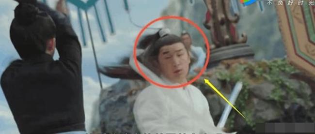 Ngao ngán với loạt amp;#34;sạnamp;#34; ngớ ngẩn trong bộ phim mới gây sốt của Dương Mịch - 15