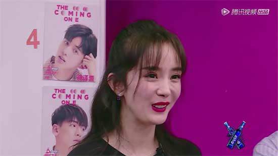 Những đại mỹ nhân Hoa ngữ giữ tuổi xuân sai cách khiến mặt amp;#34;méo móamp;#34; - 1