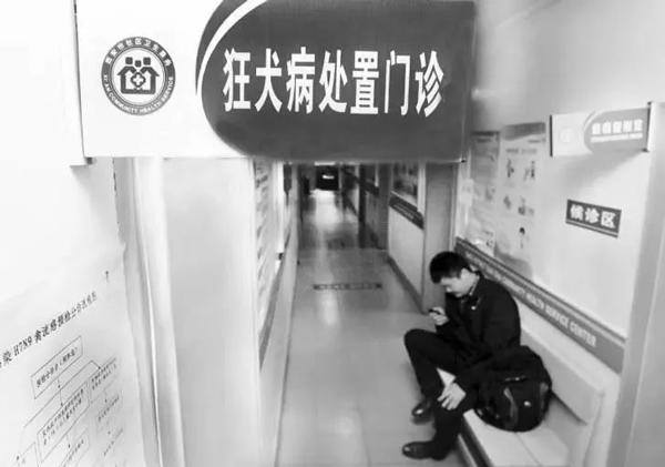 Bác sĩ chỉ nói 2 từ, gia đình liền bật khóc: bệnh này nếu không phòng sẽ nguy hiểm - 2