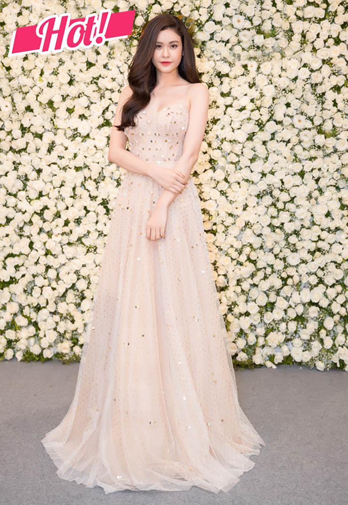 Lê Âu Ngân Anh mặc đồ như amp;#34;cái bangamp;#34;, gái quê Mơ Phan ngày càng sành điệu - 3