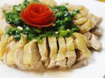 Cách làm gà hấp hành nóng hổi thơm ngon và lạ miệng