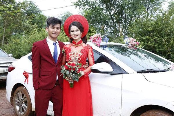 Đi xe hơi đến rước dâu nhưng đường quá trơn trượt, chú rể Đắk Lắk đã làm việc bất ngờ - 2