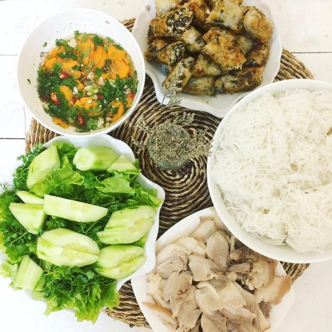 Chồng tăng chục cân sau cưới nhờ vợ nấu cơm ngon “vỗ béo” mỗi ngày - 19