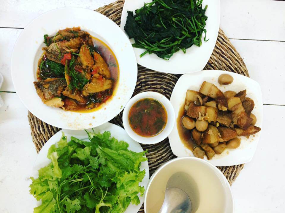 Chồng tăng chục cân sau cưới nhờ vợ nấu cơm ngon “vỗ béo” mỗi ngày - 17