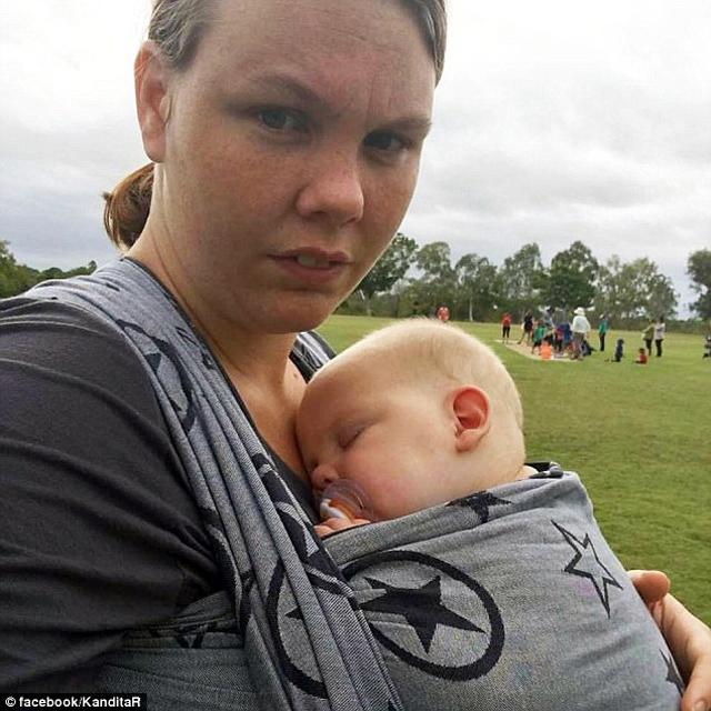 Để con 10 tuổi trông hộ con 9 tháng trong nhà tắm, người mẹ phải trả giá quá đắt - 2