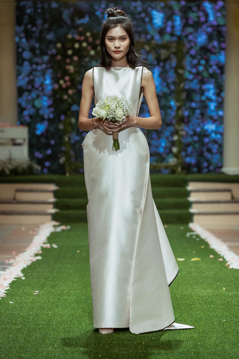 Thí sinh Hoa hậu Việt Nam đang thi vẫn tranh thủ chạy sô trang trải cuộc sống - 9