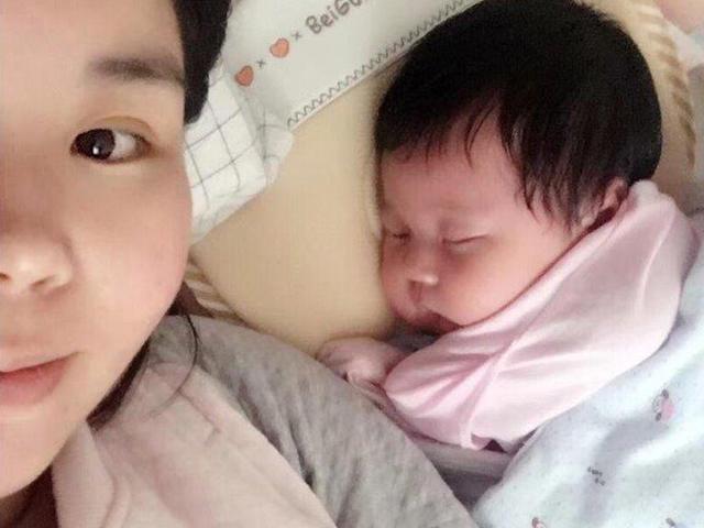 Hai giờ vàng sau sinh, mẹ làm được 3 việc này sẽ rất tốt cho con